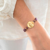 Escapulario CARMELO DOR - pulsera medalla personalizable dorada 18 mm con elástico